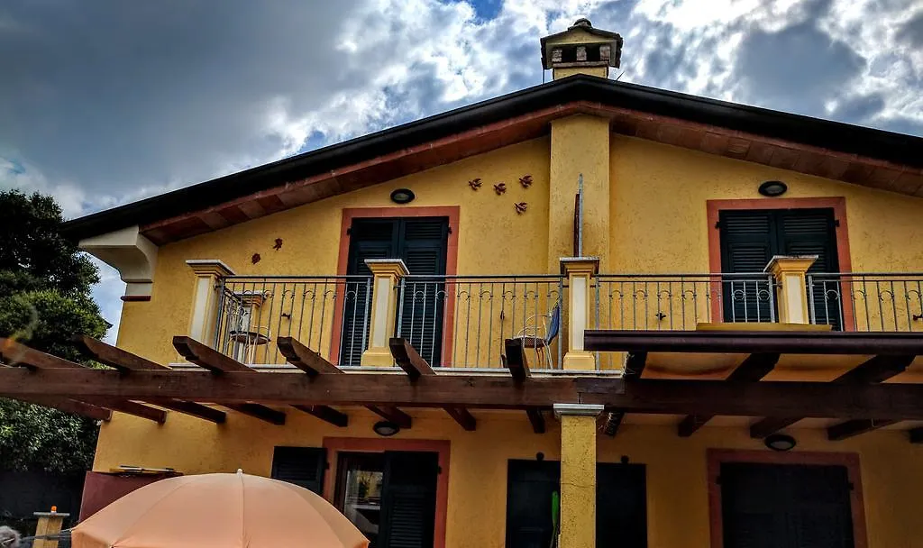 Sally'S B&B Carrara 3*,  Olaszország